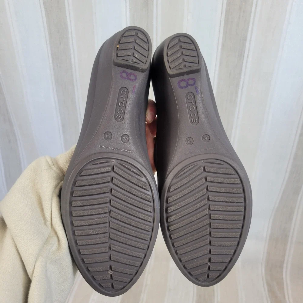 CROCS excellent slip
